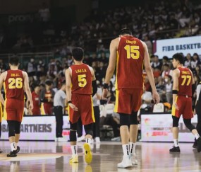 九游会在线 -集结日北京首钢备战CBA季后赛，手感冰凉细节曝光，悬念犹存，细节决定成败的简单介绍