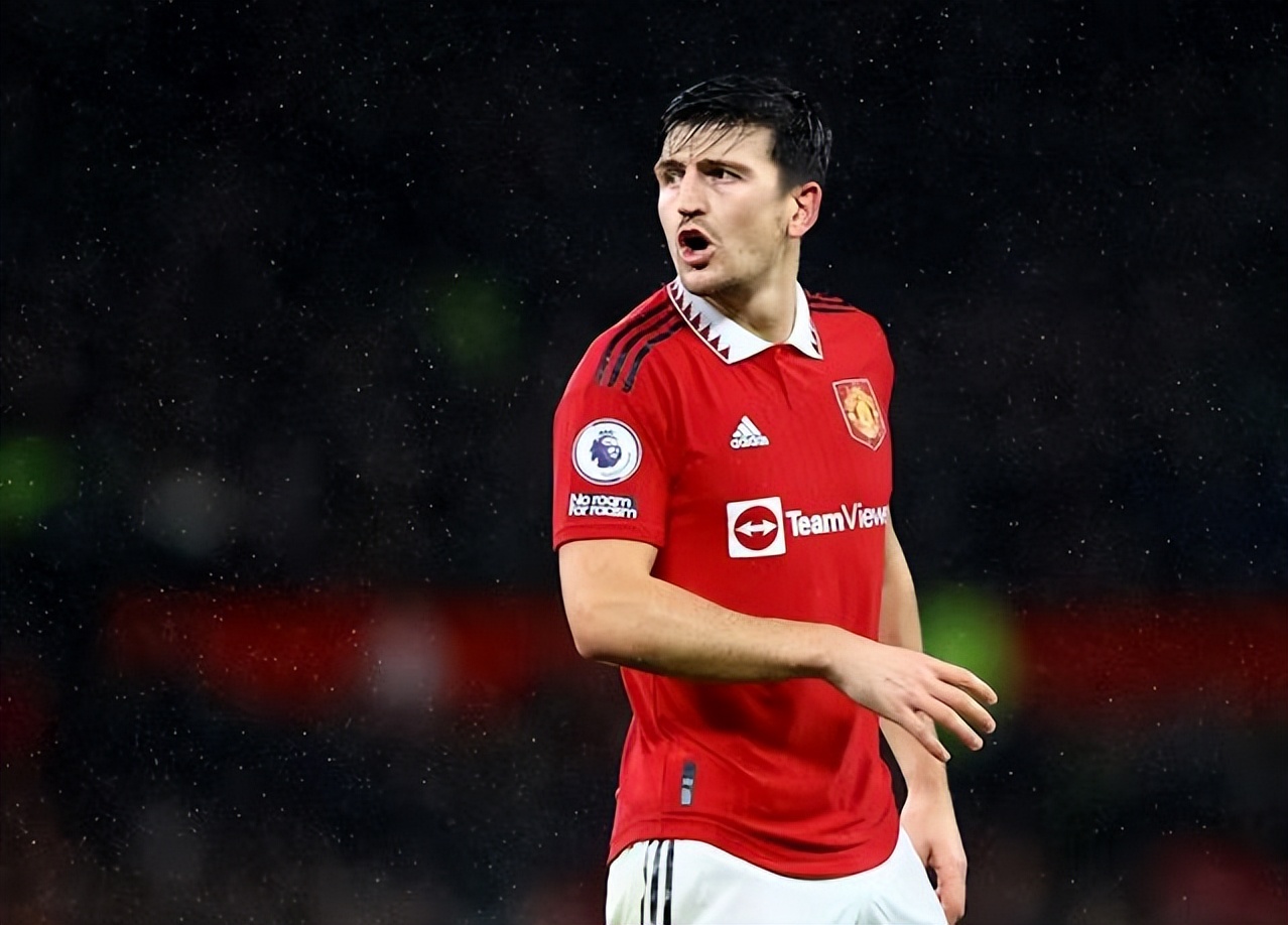 九游会官方网站 - 赛地聚焦——全明星赛转会期热度飙升；阿斯顿维拉队长鼓劲；媒体盛赞；医务组通报恢复