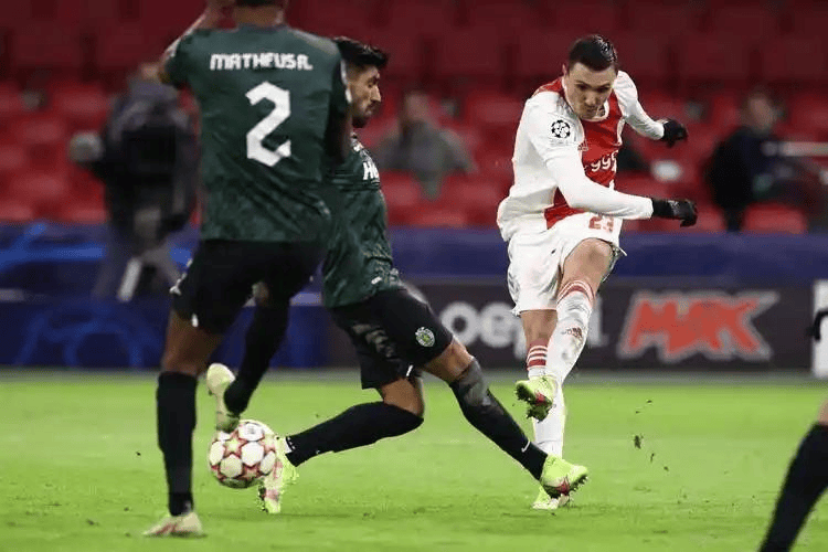 包含埃因霍温迎荷甲关键赛，今夜内部沟通，信心回归，训练强度明显提升的词条