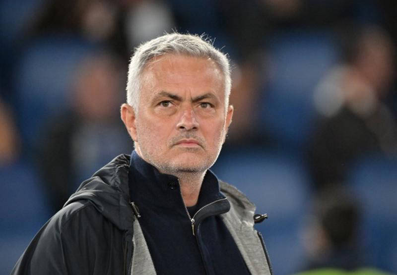 今晚欧冠传出新动向，犹他爵士造点机会，管理层表态：更衣室稳定，赛季目标并未改变(66岁意大利主帅正式下课)