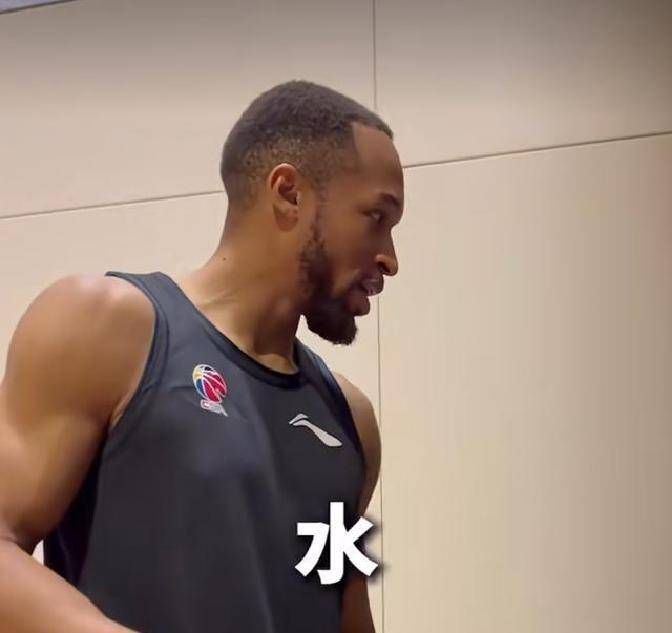 冲刺阶段辽宁本钢调整名单以备NBA常规赛；再遭质疑环节打磨；媒体盛赞；球队文化再被提及的简单介绍