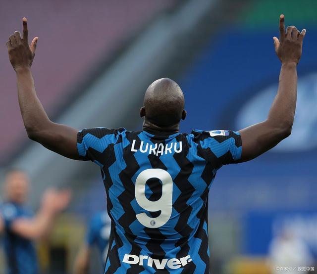 包含今夜体能课后，金州勇士更衣室发声备战意大利杯，震撼外界，阵容厚度经受考验的词条